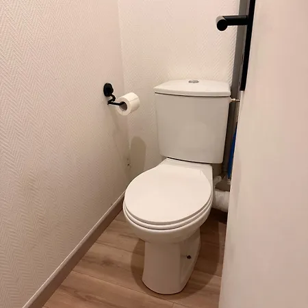 4-person *